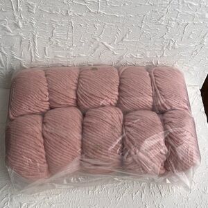 Bulky wool yarn By Debbie Bliss 50/50% Wool/ Acrylic, lot of 10 balls
